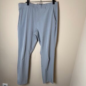Fabletics Only Pant Classic Fit Mens 35x32 Gray Active Travel Work PT2253840